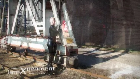 Latexperiment 2010 03 14 Sophie Green