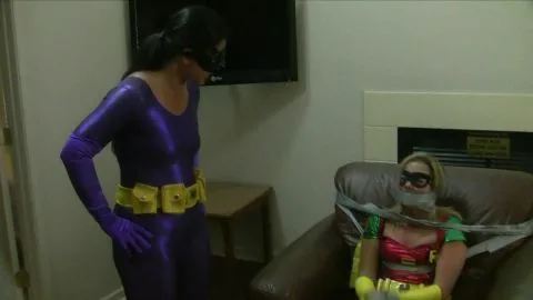 bound in the midwest bdw BATGYRL TRIES TO SAVE ROBYN