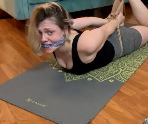 knottydevil 2023 02 02 My hot yoga teacher loves it when I come to visit Part one 2a9b