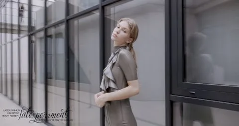 LateXperient H265 2020 11 15 Leila Herring