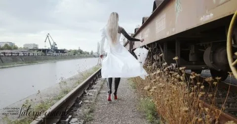 LateXperient H265 2021 11 11 Sophia Levine