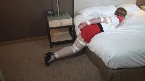 TranniesInTrouble san redskirt dc12