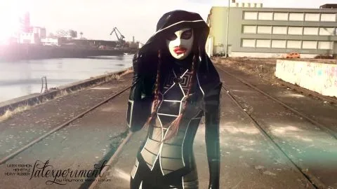 LateXperient H265 2018 04 08 Penelope Haylen