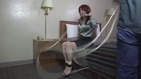 TranniesInTrouble kera valentina motel slut lrg