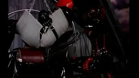 Gwen Media gwen media head games