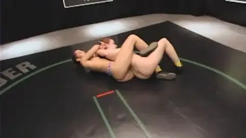 UltimateSurrender com 2845 Isis Love Sarah Blake