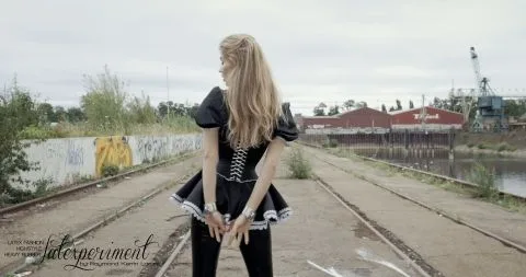 Latexperiment 2020 07 12 Leila Herring