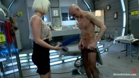 divinebitches divinebitches DiB Aug 28 2013 Cherry Torn Wolf Hudson and Sean Spurt 33134