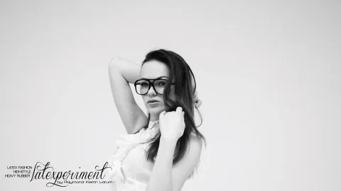 Latexperiment 2017 01 08 Alexandra Potter