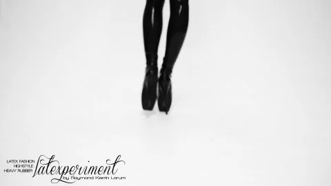 Latexperiment 2015 11 08 Alexandra Potter