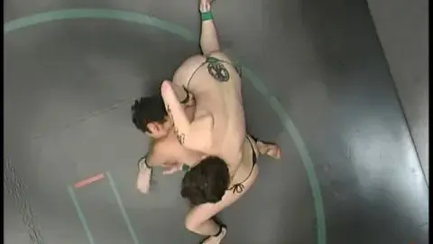 UltimateSurrender com 2809 Nina Syd