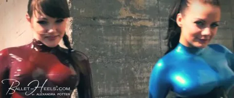 Latexperiment 2011 05 10 Shooting With Valerie