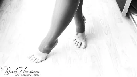 Latexperiment 2017 04 01 Black White Latex At Home