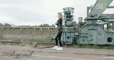 Latexperiment 2021 11 07 Leila Herring