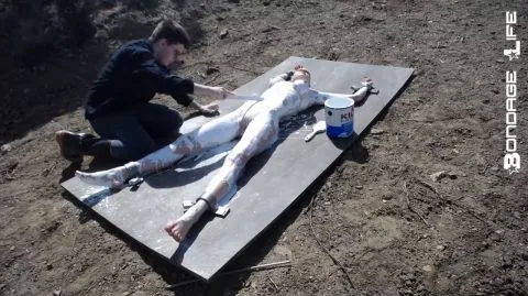 Bondagelife 1 greyhound paint job 0001