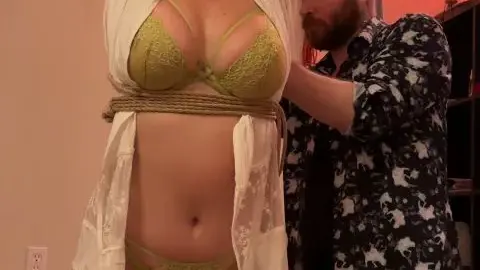 knottydevil 2024 09 28 In this video adorgeous is put in a very intense and tight 0hu3