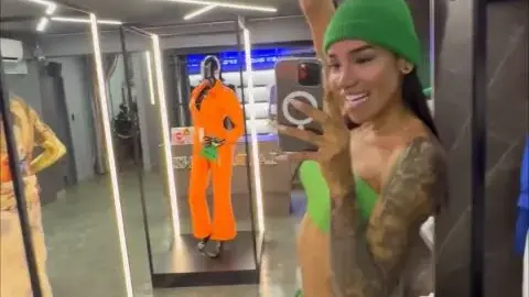 sweetlaurasaenz sweetlaurasaenz 2023 01 07 2736343998