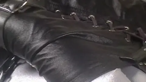 Quality Control laccathog1