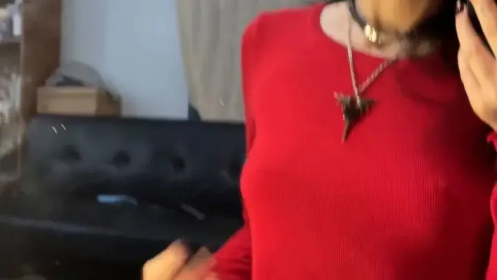 @paranoiuhh parte 2 – Desnuda y sensual