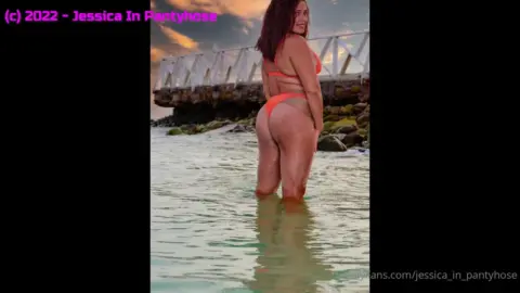 Curvy brunette MILF on beach, full nude outdoor natural