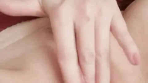 OnlyFans CuteLittleMilphy – Self-Pleasure on Couch