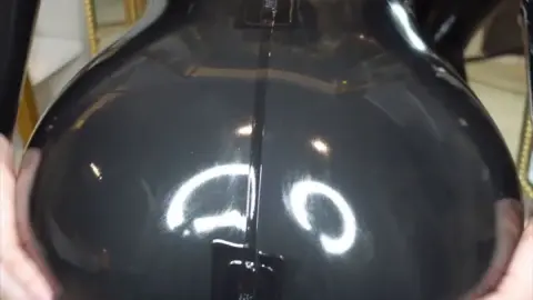 natalienightwolf – Siyah Lateks Popo Pozu