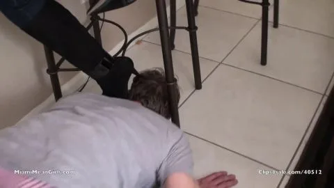 Miami Mean Girls H 265 Princess Bridgette Abuses The Slaves In Her Kitchen