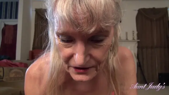 Diane – Workout Turns to POV Blowjob & Handjob