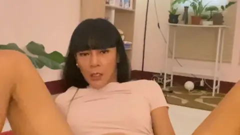 beer111 – 0hlwde7848d33qenoeynf Masturbation Scene