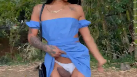 VVOF OnlyFans-02 – Asian Babe in Blue Dress Flashes Outdoor