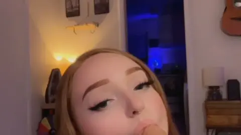 fionathefox – Fionathefox 2023-02-01 Oral Sex