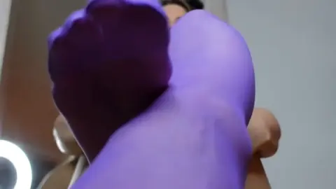 natalienightwolf – natalienightwolf-2022-12-05 Foot Focus Scene