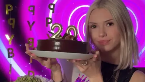 [OF+Reddit Megapack] Mia Bluebird 0i6c0esold70qbq9wagd8 source