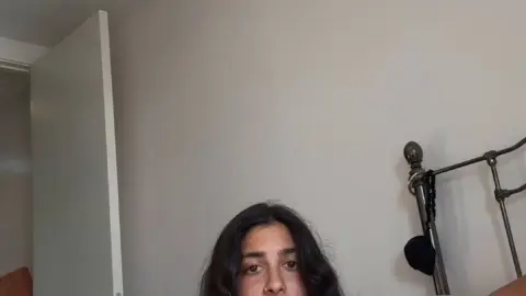 Siterip – Aria Khan 18+ Latina Jerking Off & Pussy Play