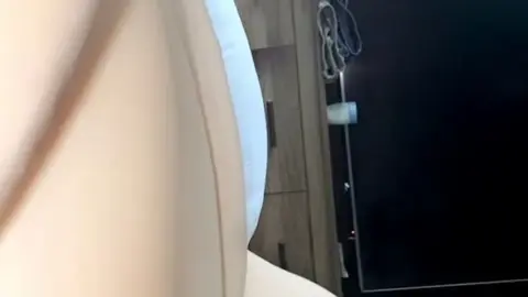 alexandrathickumss – videos with thick ass in doggy style