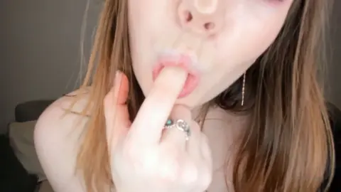 webgirl – OnlyFans SiteRip