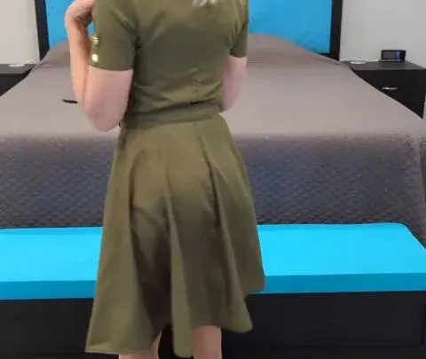 Мильф Стелла OF 2025 10 30 Готова ли ты к Хэллоуину? Понравился мой костюм?