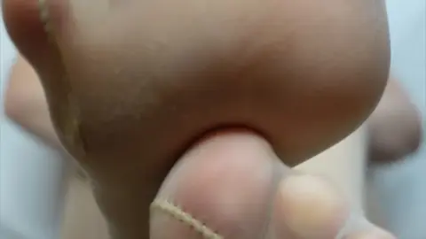 natalienightwolf – Natalie Nightwolf Foot Fetish Scene