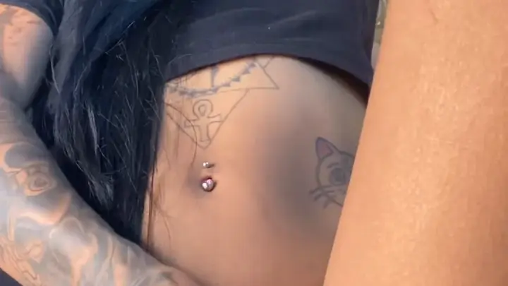 VVOF OnlyFans – Latina chienne suce son mec