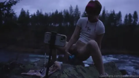 pawstarlaika – Laika 131 Vídeos Quentes