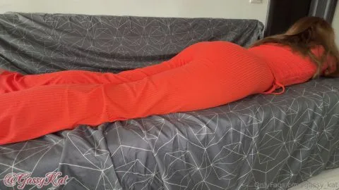 gassy kat gassy kat Laying on my stomach in this tight red outfit, blasting relentless