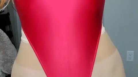 Natalie Nightwolf – Sensual Solo Performance