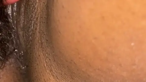 OnlyFans TanlinesNGoodTimes – Black Brunette & Slim Dude Kissing Hard