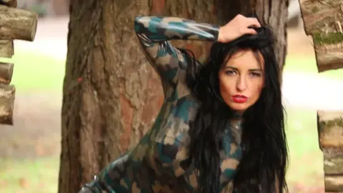 CatsuitModel VideoKira