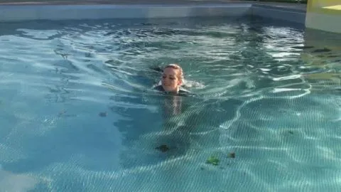 Latexperiment 2010 09 03 Valerie Tramell Bonus Material