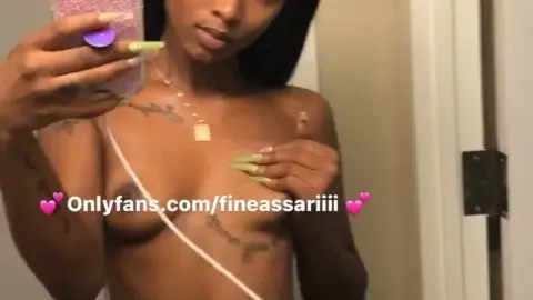 fineassariiii 0b8048890339bdae5cfb394e0d71b4694c02fc0464eb00168d7840c8ae953116