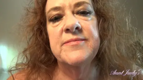 Part 3 (Names Di – Iz) Ginger (Ginger) – POV-Your-Horny-Step-Auntie-Ginger-Gives-You-A-Handjob