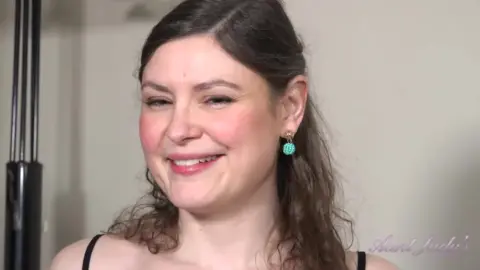 auntjudys com – A Visit With Step-Auntie Aurora Jerk-Off Instruction