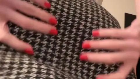 Mia Bluebird – RedGifs Smooth Far Flung Seagull Scene