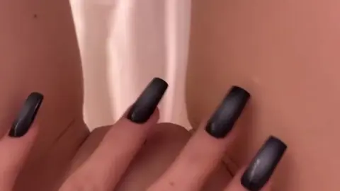 Mia Bluebird – Denserectangularerne Blowjob Scene